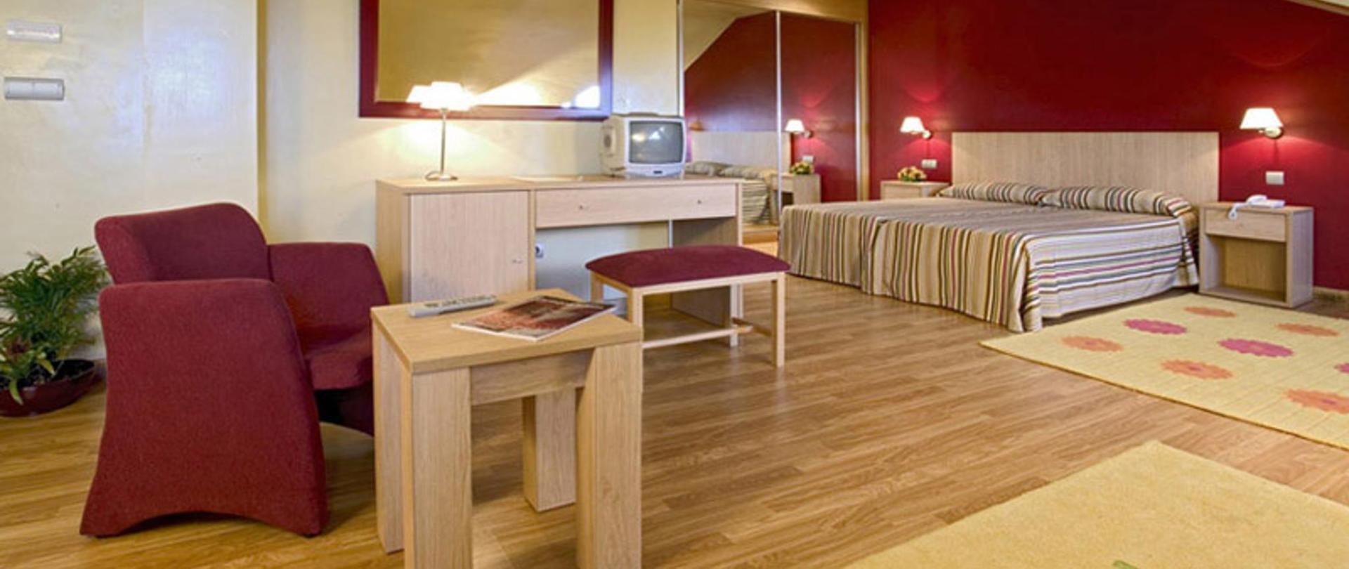 Apartamentos Mar Rovacias Comillas Quarto foto